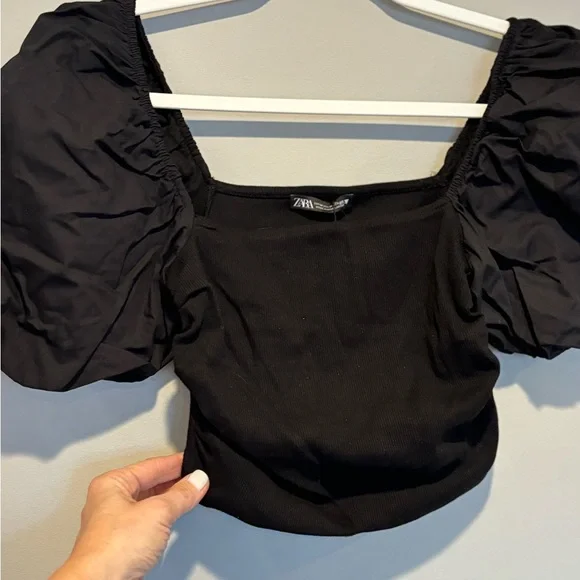 Women's Black Zara Cropped Top - Size Medium NWT - Picture 10 of 13